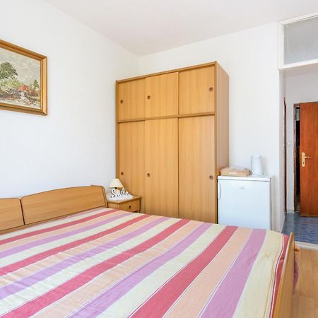 Double Room Supetar 5658D Exterior photo